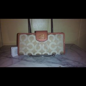 REDUCED!! New Coach Wallet