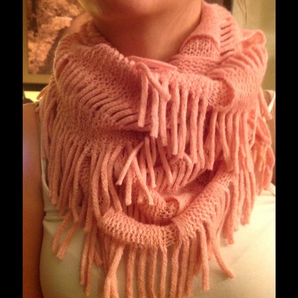 Pink Knit Infinity Scarf. - Picture 2 of 3