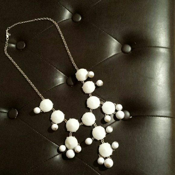 J crew inspired bubble necklace