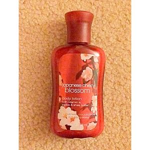 🌸Japanese Cherry Blossom Body Lotion🌸