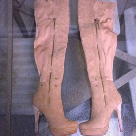 Boots- nude for @sincerelykim ONLY