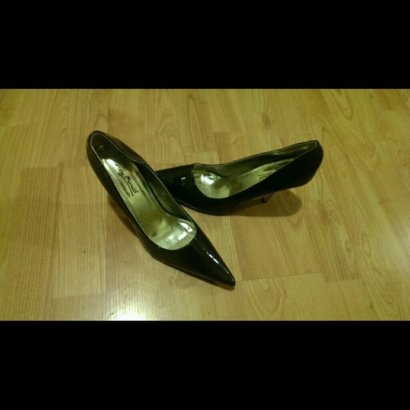 Stilettos - Picture 2 of 4