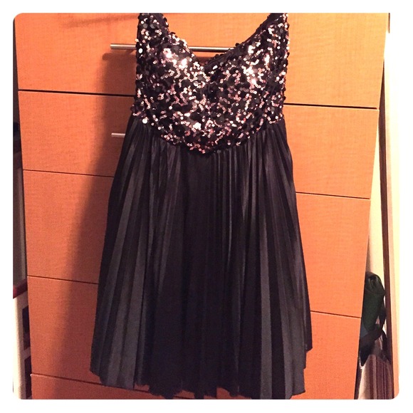 Sequin strapless baby doll dress