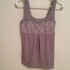 LULULEMON  Elevate Tank size 6
