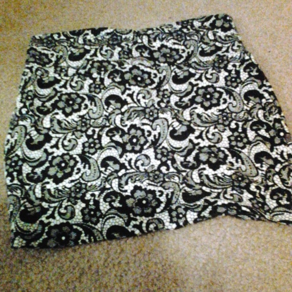 Beautiful floral pencil skirt