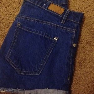 Garage shorts