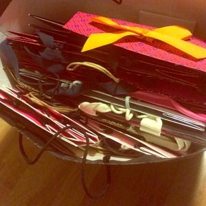 Any brand of Shopping Bags