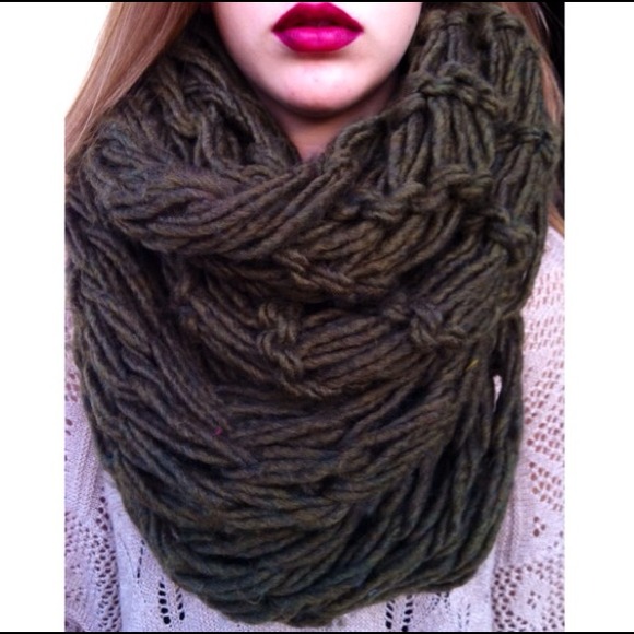 Circle Scarf - Extra Large Knit, Olive Green