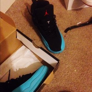 Air Jordan 12 Retro Black/Gym Red-Gamma