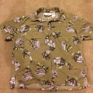 Hawaii print button up