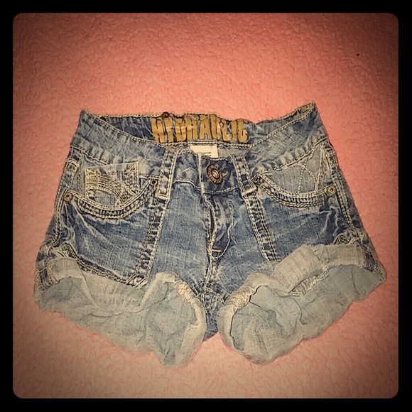 Hydraulic shorts