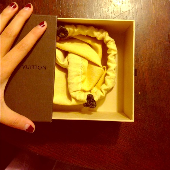 AUTHENTIC LV BOX + DUSTBAG