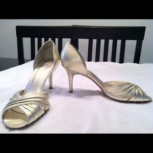 Stuart Weitzman Gold leather D'Orsay peep toe pump