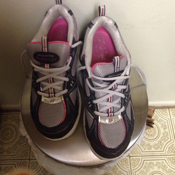 Shoe