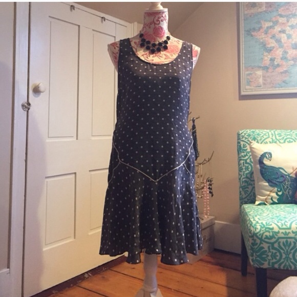 Cute 20s inspired Polka Dot Shift Dress