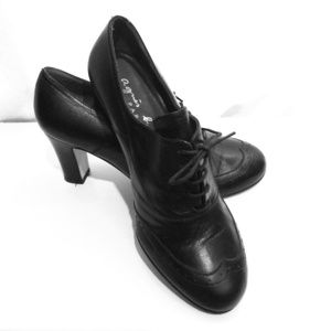 agnès b. black leather round toe oxford high heels