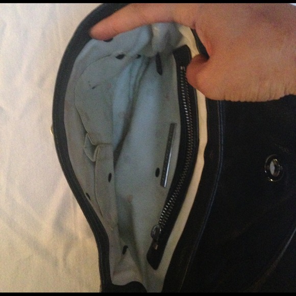 Marc by Marc Jacobs Handbag - Picture 3 of 4