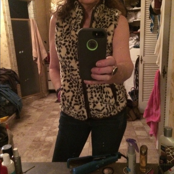 Animal print vest - Picture 3 of 3