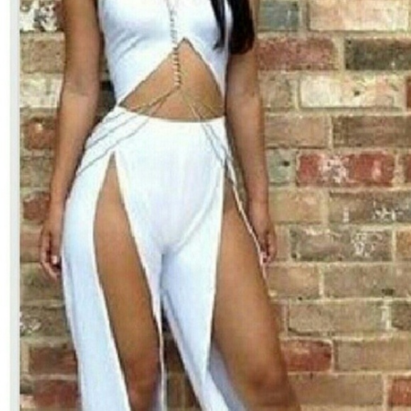WHITE PIECE SET SIZE MED