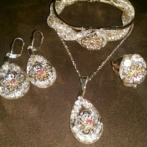 Fashion jewelry set