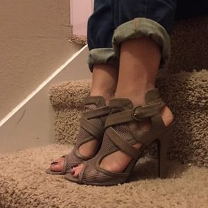 Mesh Taupe scrappy sandal heels