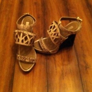 Bcbg wedge sandals