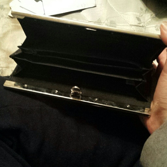 Wallet - Picture 2 of 3