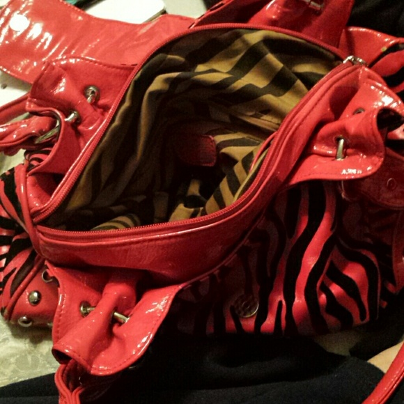 Purse - Picture 2 of 2