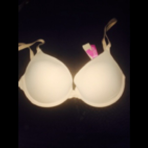 Pink Victoria Secret push up bra