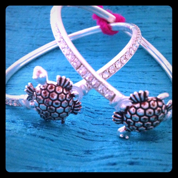 Reduced reduced Real silver girl bracelets.