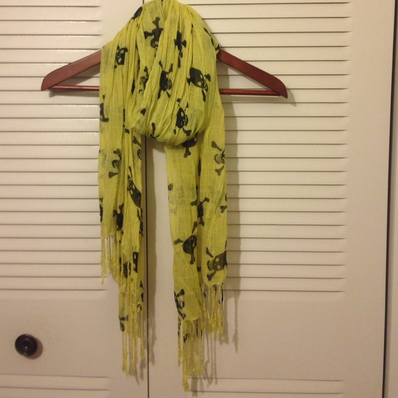 Scarf 😀