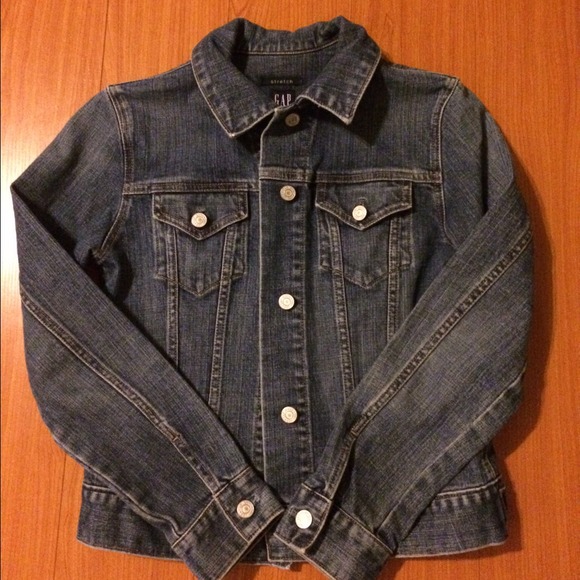 Gap Denim Jacket.Size small