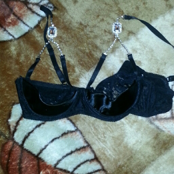 Frederick of Hollywood bra 34b