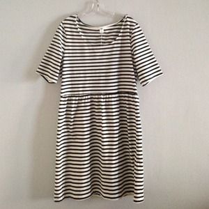 Knee length jersey striped dress
