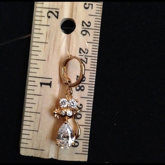 Gold filled mice earrings NWOT - Picture 3 of 3