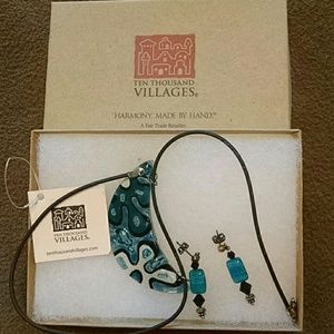 NWT art glass necklace and earrings set