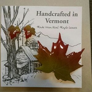 Handcrafted earrings and pin set