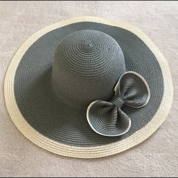Accessories - ☀️FINAL SALE☀️Wide brimmed sun hat