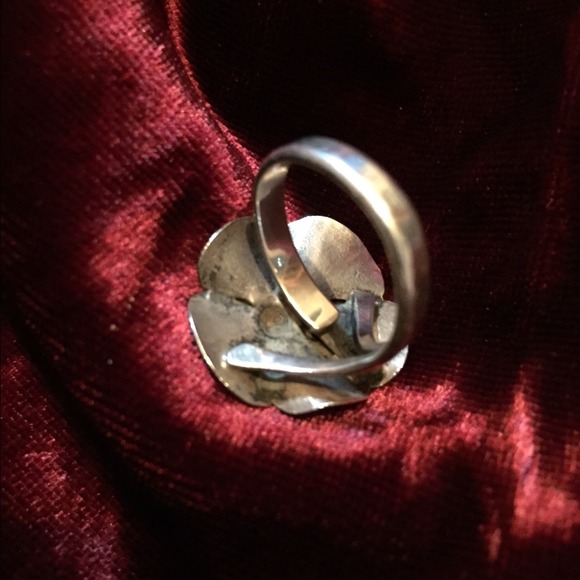 Flower Wrap Ring - Picture 4 of 4