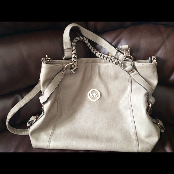Tan Leather Micheal Kors Handbag