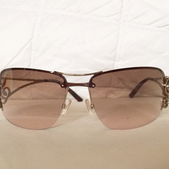 Authentic Juicy Couture Sunglasses - Picture 2 of 4
