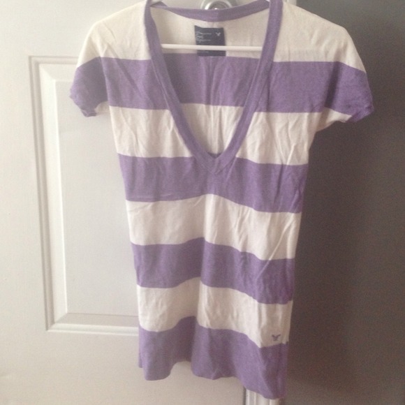 American Eagle purple and white stripe v neck