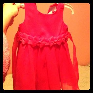12m dress only been used once