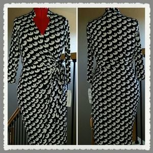 Cute Black & White Wrapp Dress.