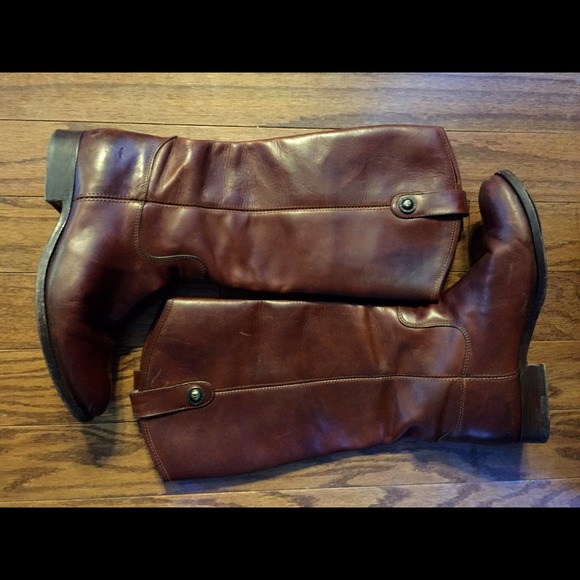 Frye Melissa Button boots size 9 great condition