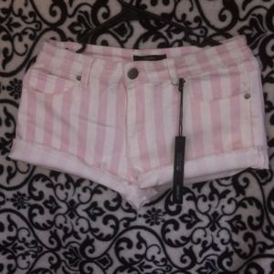 forever21 cream/pink shorts
