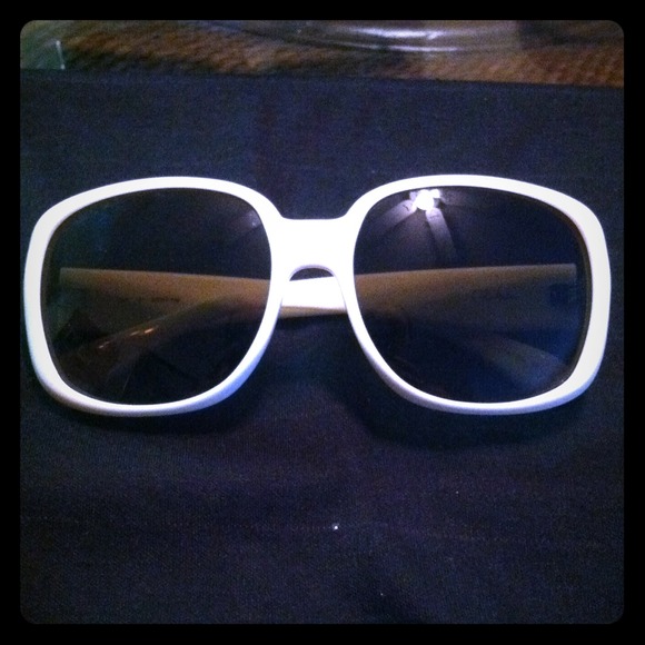 Ivory Cole Haan sunglasses