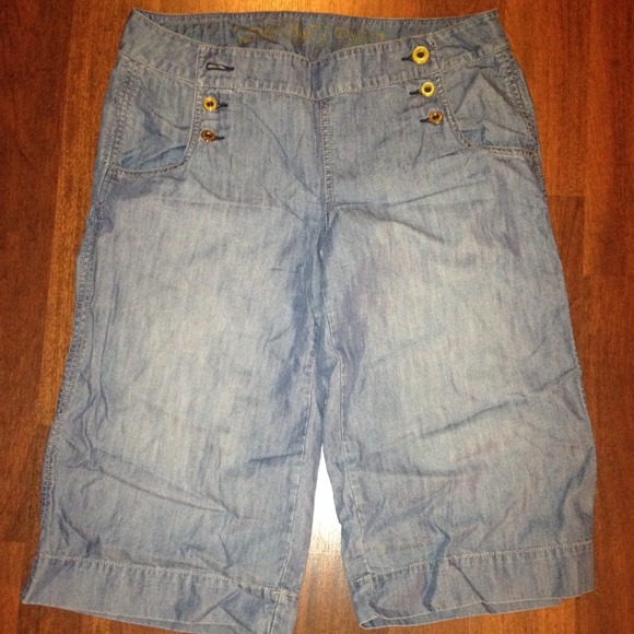 Sailor style capris