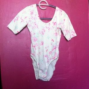 One piece leotard . ☺️💘