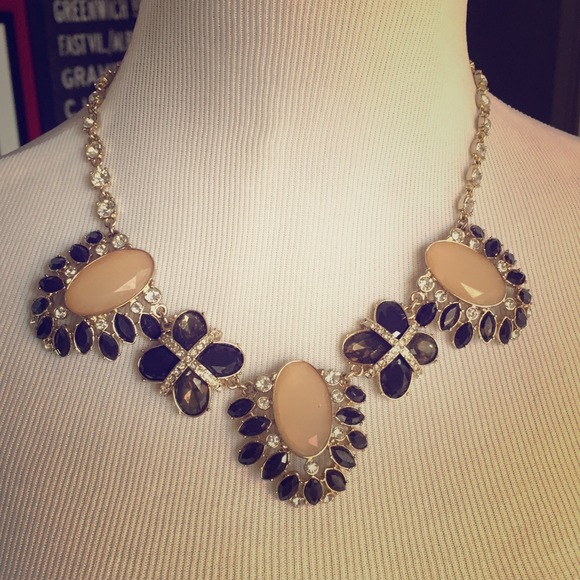 Ann Taylor statement crystal necklace